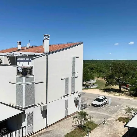 Pet-friendly Two-room Family In Magical Διαμέρισμα Bale