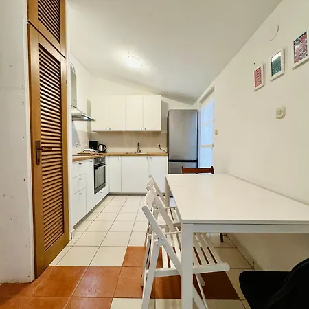 Pet-friendly Two-room Family In Magical * Bale